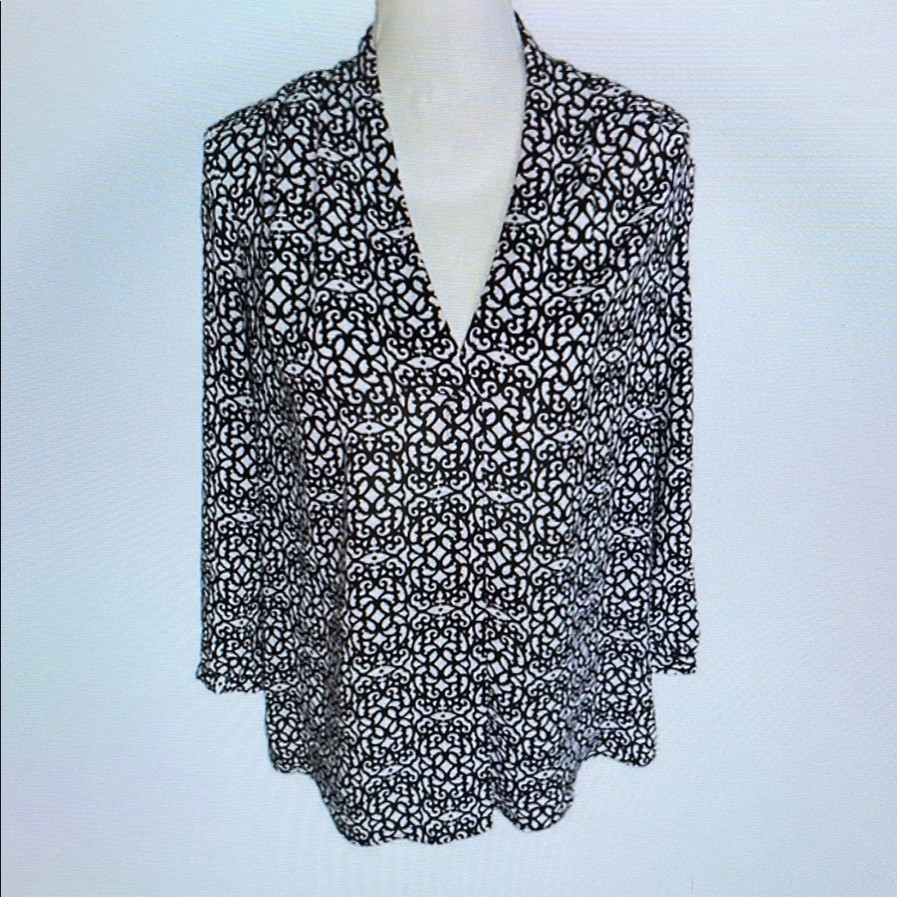 Elegant Black and White Blouse
